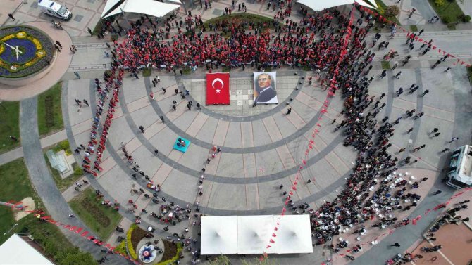 Yalova’da 23 Nisan Coşkusu