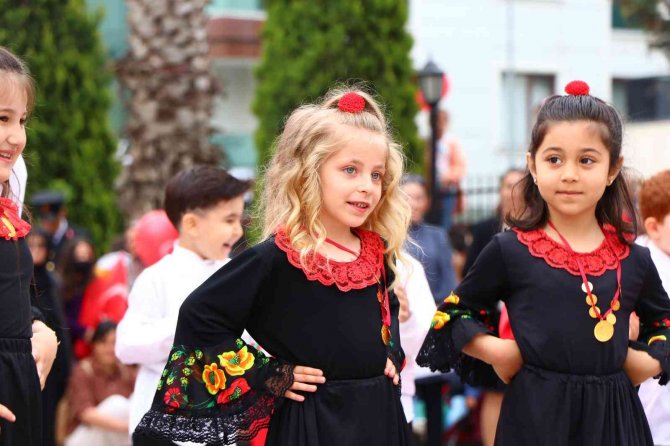 Çiftlikköy’de 23 Nisan Coşku İle Kutlandı