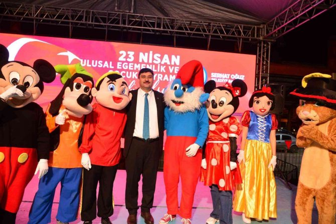 23 Nisan’da Kahramankazan’nın Gökyüzü Rengarenk