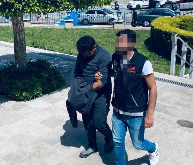 Marmaris’te Narkotik Ekipleri Zehir Tacirlere Göz Açtırmıyor