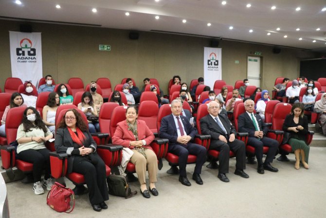 Menevşe: "Vizesiz Seyahat İmkanı Sağlanmalı"