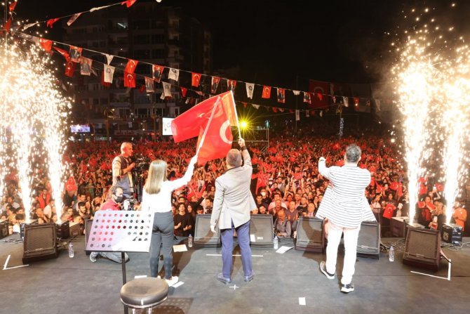 Mustafa Sandal’dan 23 Nisan Konseri