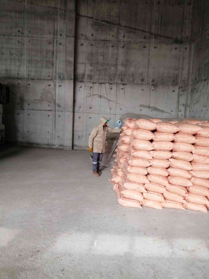 Ziraat Odası, Çiftçiye Uygun Fiyattan Gübre Temin Etti