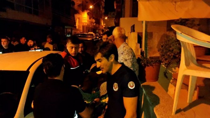 Hırsızlık Şüphelisini Kovalayan Bekçinin Bacağı Demire Saplandı