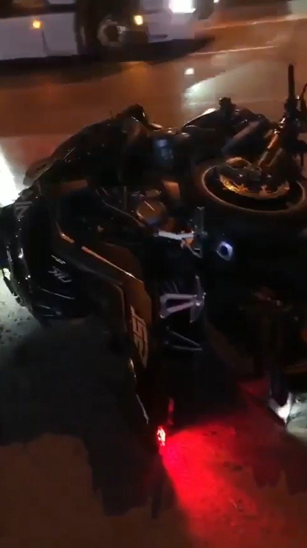 Yalova’da Motosikletler Çarpıştı: 2 Yaralı
