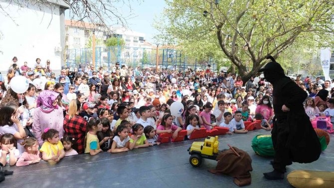 Çocuklar 23 Nisan’ı Dolu Dolu Yaşadılar