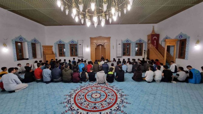 Diyanet’ten Gençlere Ramazan Kampı