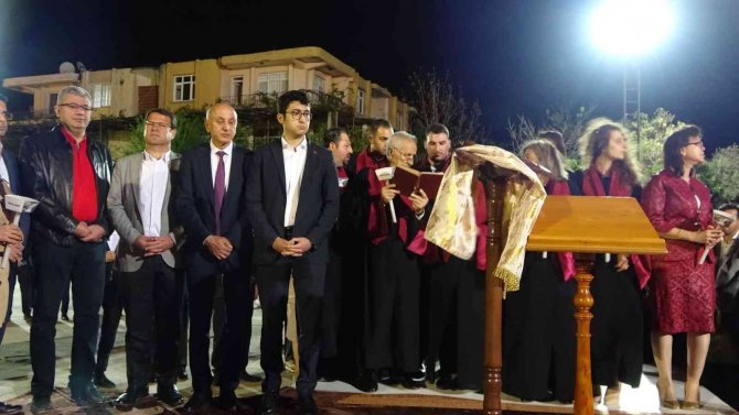 Hatay’da Paskalya Bayramı Kutlandı