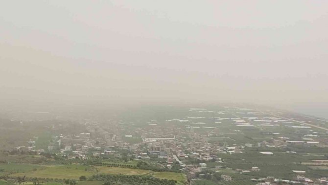 Hatay’da Toz Taşınımı Etkili Oluyor