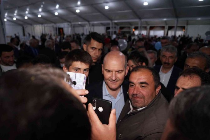 Bakan Soylu, İftarın Ardından Selden Etkilenen Alanlarda İncelemede Bulundu