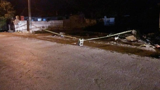 Edirne’de Çocuklar Patlamamış Bomba Buldu