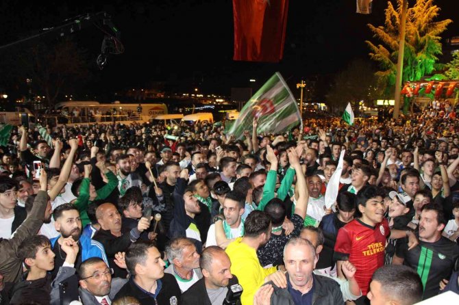 Amasyaspor’da 3. Lige Çıkmanın Coşkusu Yaşanıyor