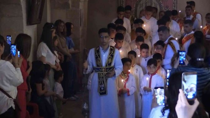 Mardin’de Paskalya Bayramı Kutlandı