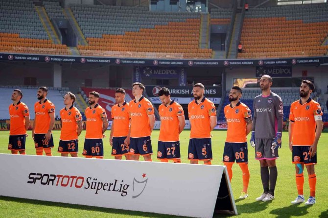 Spor Toto Süper Lig: Medipol Başakşehir: 0 - Hatayspor: 0 (Maç Devam Ediyor)