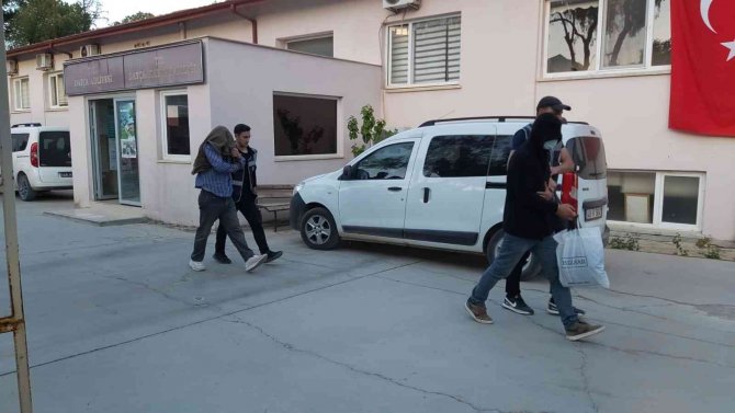 Muğla’da Göçmen Kaçakçısı 2 Kişi Tutuklandı