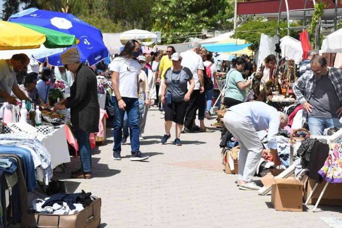 Köyceğiz’de İkinci El Pazarı Bu Hafta Erken Kuruldu