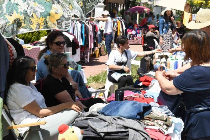 Köyceğiz’de İkinci El Pazarı Bu Hafta Erken Kuruldu