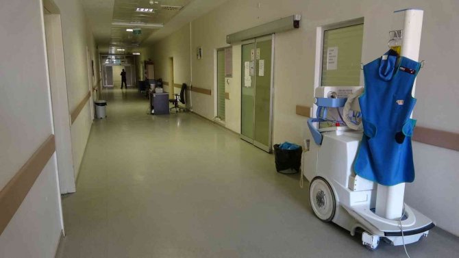 Muş’ta Korona Virüs Vakaları Düştü, Yoğun Bakım Servisleri Kapatıldı