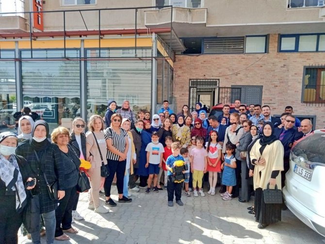 Umutlu: “Edremit’i Yeniden Ak Belediyecilikle Buluşturacağız”