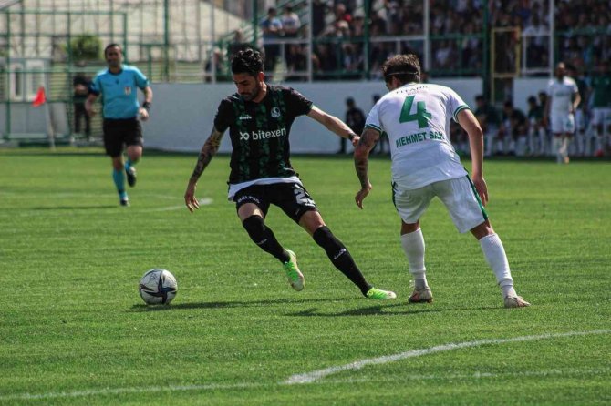 Sakaryaspor Spor Toto 1. Lig’e Yükseldi
