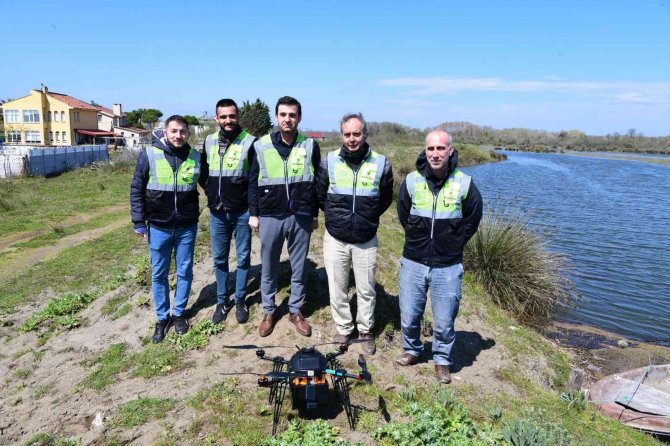 Vektörle Havadan Mücadele