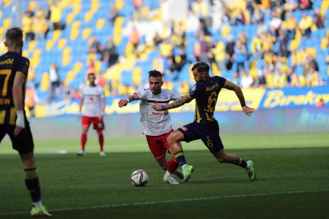 Şeref Özcan: "Golü Benim Atmam Önemli Değil”