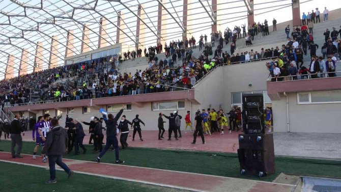 Amatör Küme Yükselme Maçında Kavga Çıktı