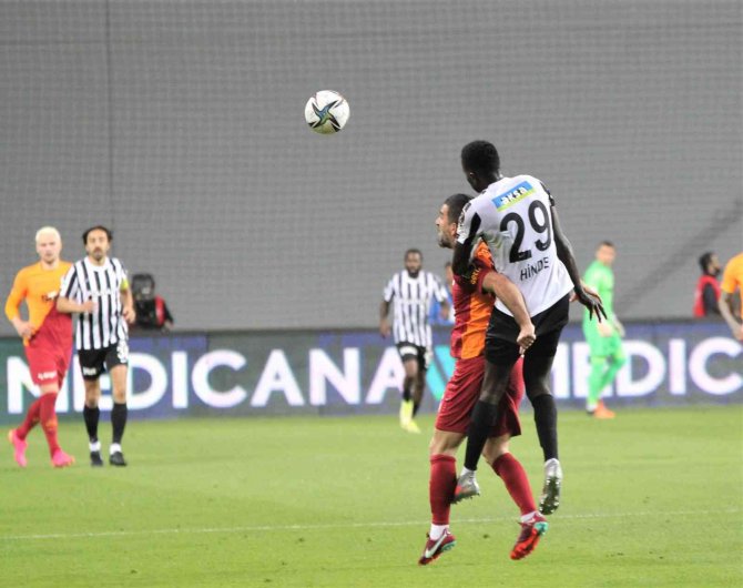Spor Toto Süper Lig: Altay: 0 - Galatasaray: 1 (Maç Sonucu)