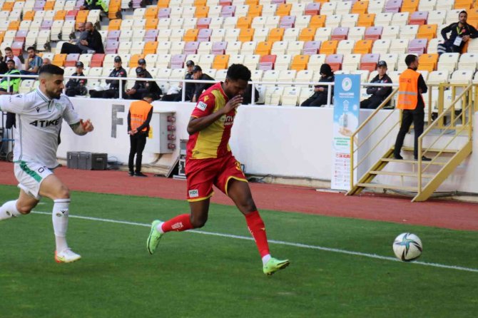 Spor Toto Süper Lig: Yeni Malatyaspor: 2 - Konyaspor: 3 (Maç Sonucu)