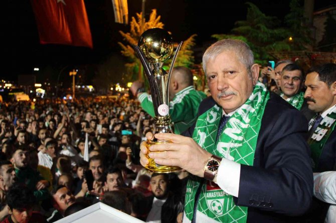 Amasyaspor’da 3. Lige Çıkmanın Coşkusu Yaşanıyor