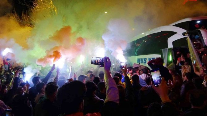 Şampiyon Muşspor’a Coşkulu Karşılama