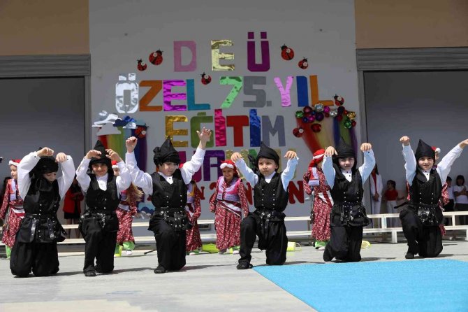 Deü’de 23 Nisan Büyük Coşkuyla Kutlandı