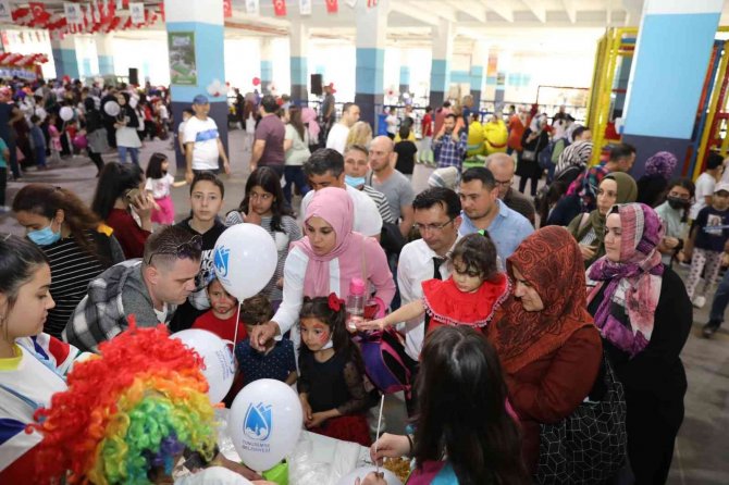Yunusemreli Çocuklar Bayramlarını Doyasıya Yaşadı