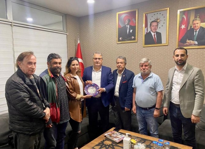 Yazarlar Kitapseverlerle Buluşmaya Devam Ediyor