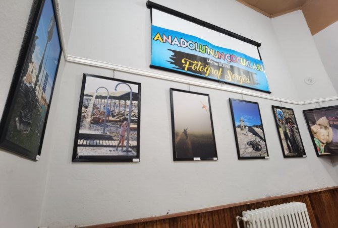 Anadolu Çocuklarını Fotoğraflarla Anlattı