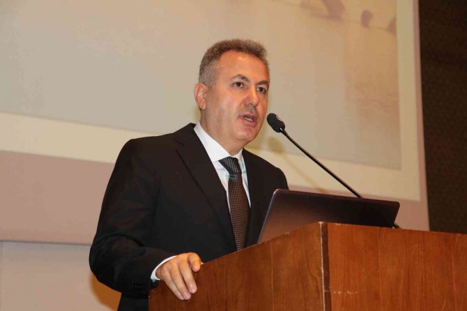 Adana’da Bağımlılıkla Mücadele Çalıştayı Başladı