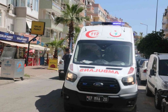 Ut Sanatçısı Yalnız Yaşadığı Evde Ölü Bulundu