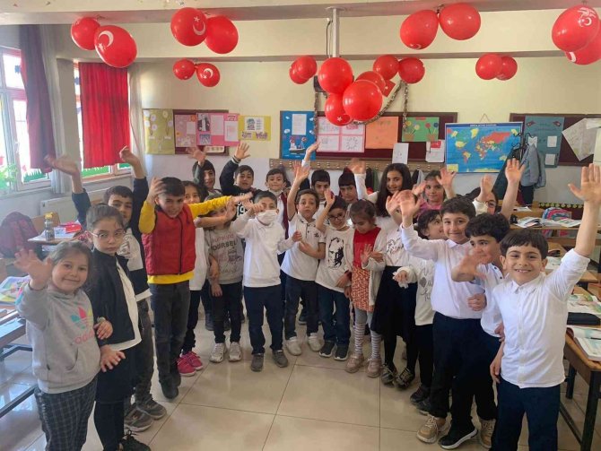 Tatvan’da Minikler Eğlenceye Doydu