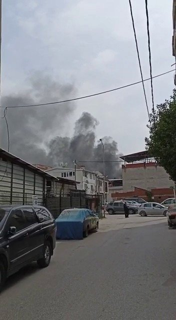 Bursa’da Tek Motorlu Uçak Evlerin Arasına Düştü.