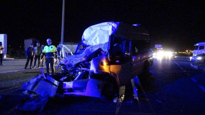 Diyarbakır’da Feci Kaza: 1 Ölü, 3’ü Ağır 5 Yaralı