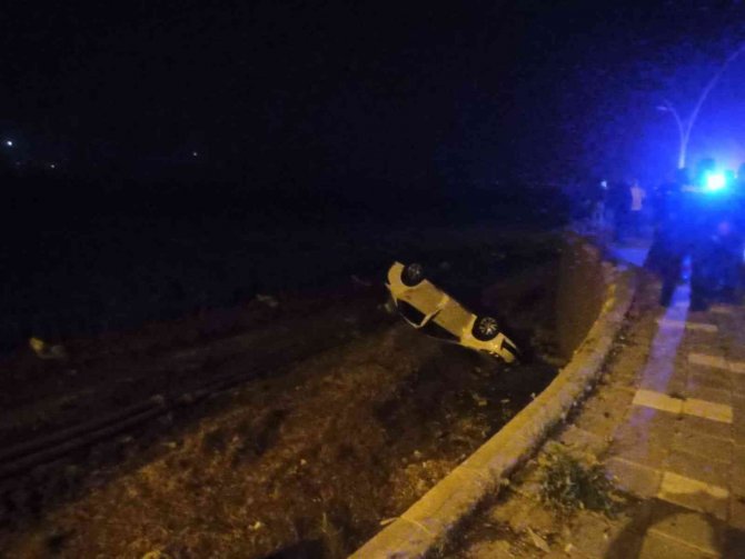 Diyarbakır’da Taziye Dönüşü Kaza: 1 Ölü, 4 Yaralı
