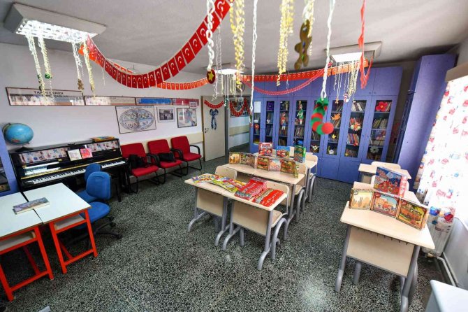 Abb’den Hastanelerde Tedavi Gören Çocuklara Eğitim Desteği