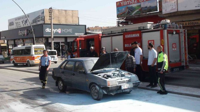 Alev Alan Otomobil Yangın Tüpü Sayesinde Yanmaktan Kurtarıldı