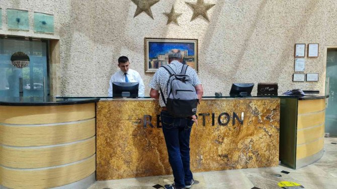 Kuşadası’nda Bayram Öncesi Rezervasyon Doluluk Oranı Yüzde 80’e Ulaştı