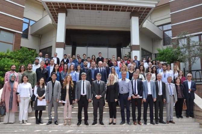 Manisa Mem Erasmus Akredite Kurum Olmaya Hak Kazandı