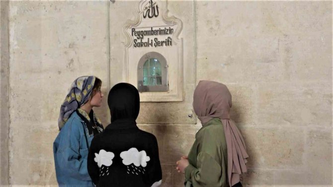 Ramazan Ayında Mardin’de Sakal-ı Şerif’e Yoğun İlgi