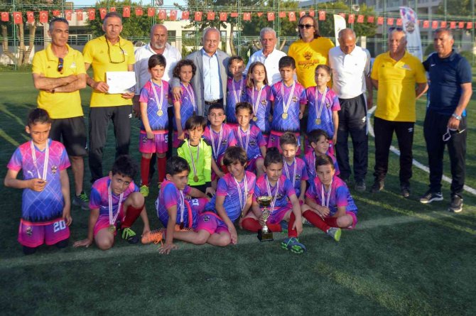 Mersin Büyükşehir Belediyesi 23 Nisan Futbol Turnuvası Sona Erdi