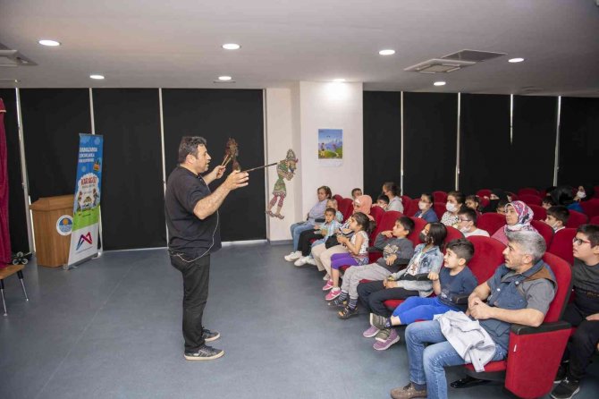 Özel Çocuklar ’Karagöz Ve Hacivat’ İle Güldü