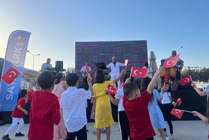 Sayapark’ta ’100 Bin Gülücük’ Heyecanı