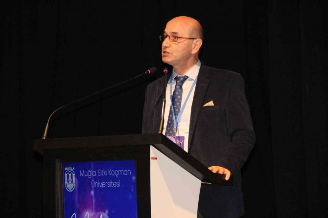 Aydın, Denizli Ve Muğla’nın Tıp Öğrencileri Genetik Sempozyumunda Buluştu